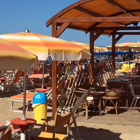 Hotel Lido Follonica Eksteriør billede