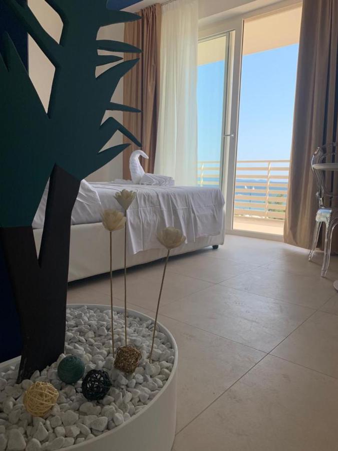 Hotel Lido Follonica Eksteriør billede