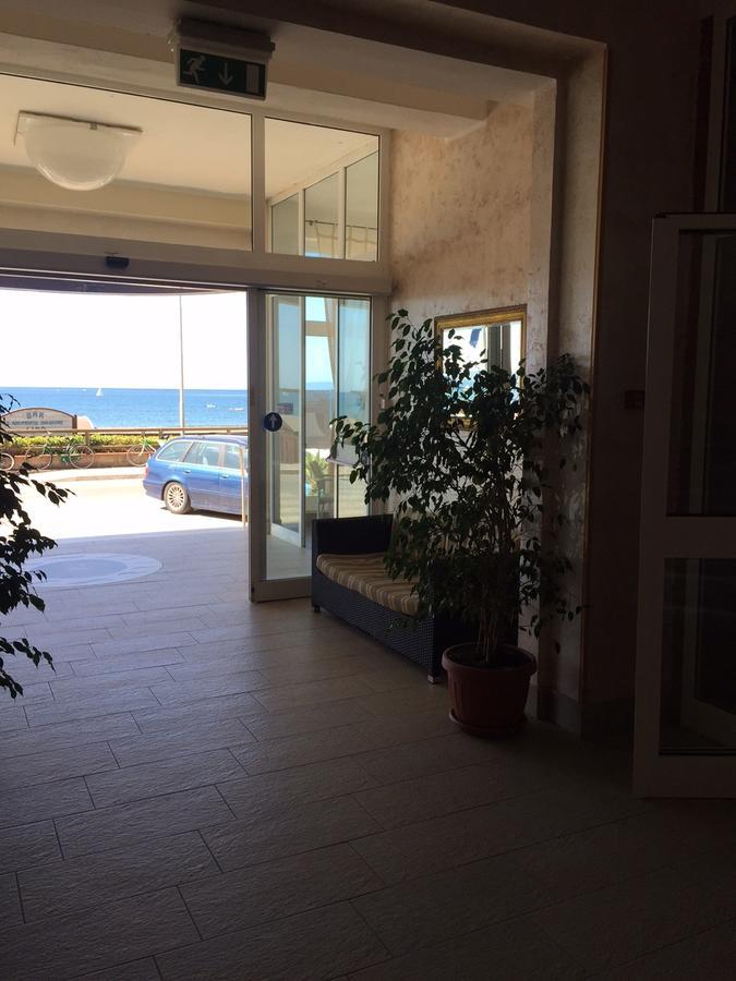 Hotel Lido Follonica Eksteriør billede